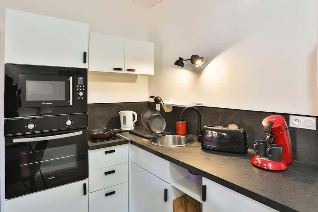 Le Cosy T2 Hypercentre ! Parking Inclus Et La Plage A 2 Min ! Les Sables-dʼOlonne Exterior foto