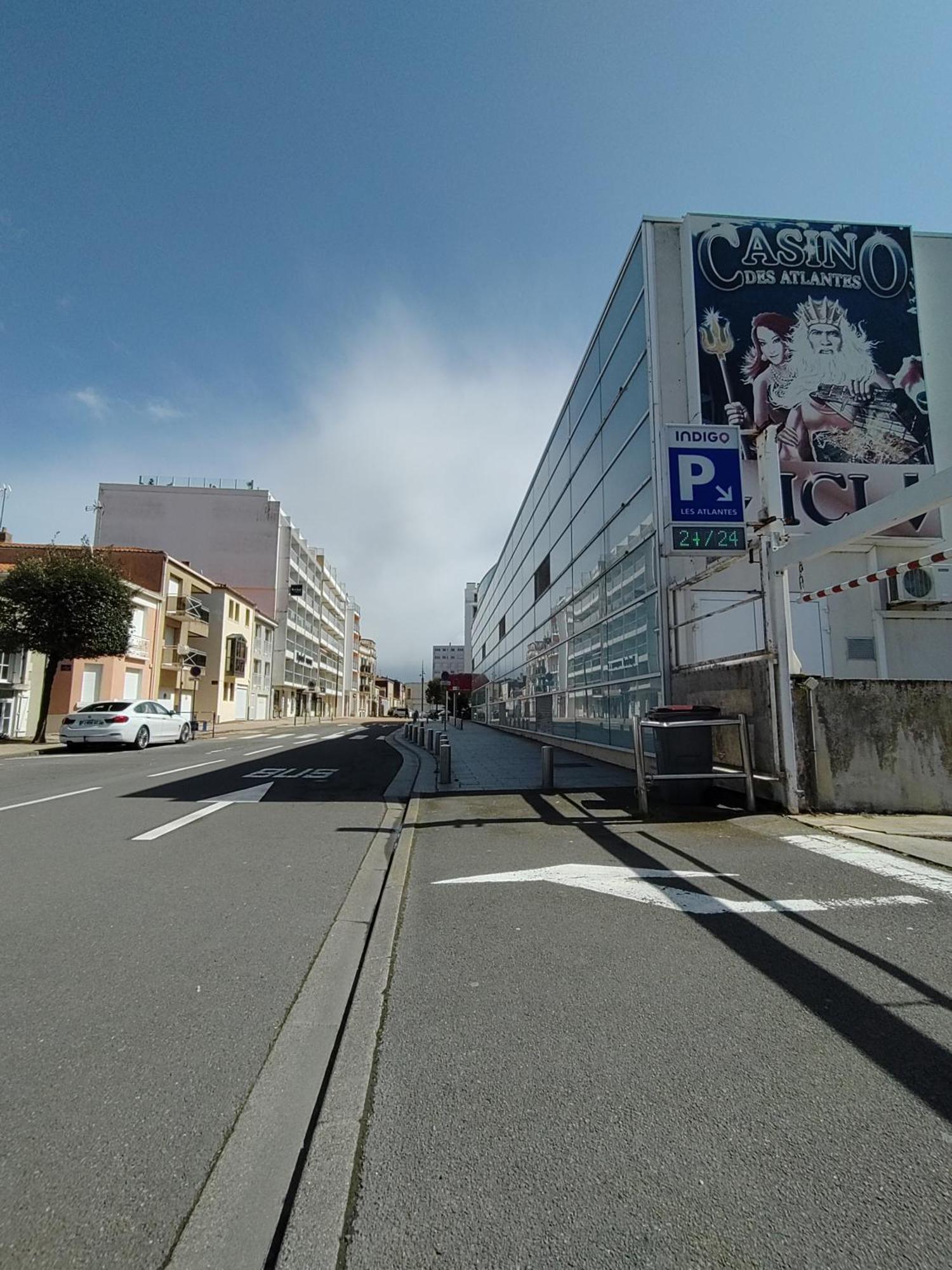 Le Cosy T2 Hypercentre ! Parking Inclus Et La Plage A 2 Min ! Les Sables-dʼOlonne Exterior foto
